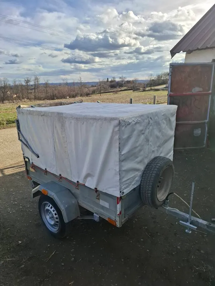 Auto prikolica
