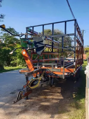 Samoutovarna i samoistovarna prikolica za bale - thumbnail 2