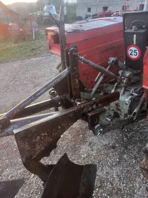 IMT plug u dobrom stanju - thumbnail 2