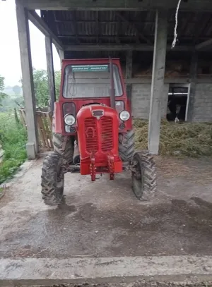 Top Traktor IMT 558 - thumbnail 3