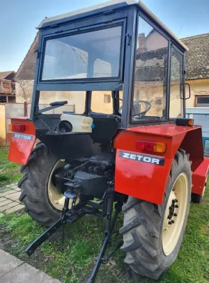 Traktor Zetor 4718 - thumbnail 3